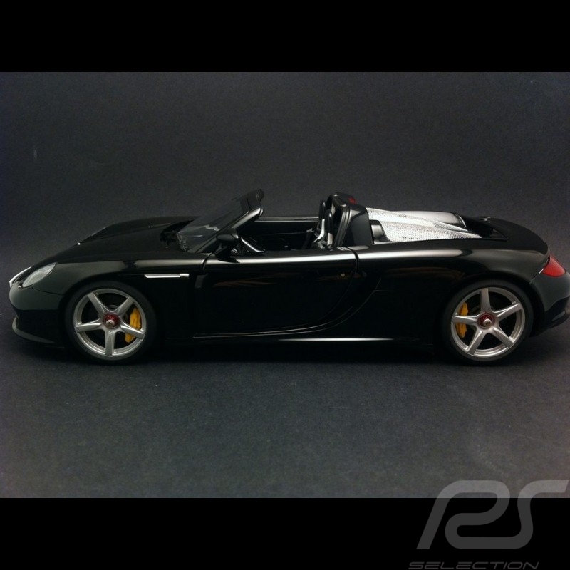Porsche Carrera GT noir 1/18 Autoart 78047