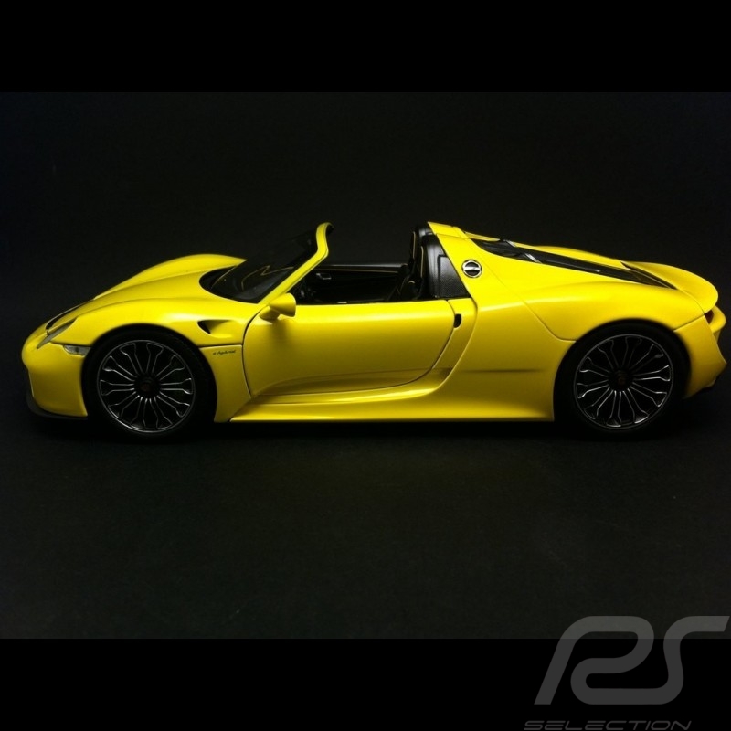 Porsche 918 Spyder 2013 blau 1/18 Minichamps 110062432 Porsche 918 Spyder 2013 blau 1/18 Minichamps 110062432