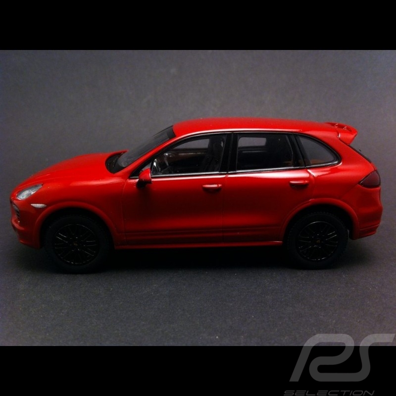 Porsche Cayenne GTS II rouge 1/43 Minichamps WAP0200070C