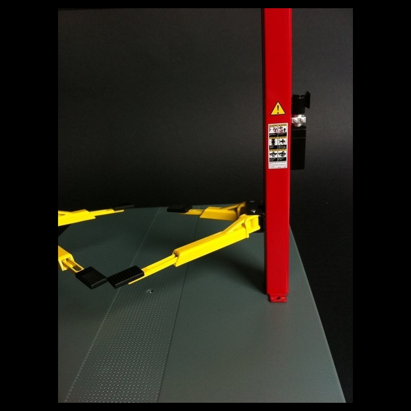 Two-post lift red 1/18