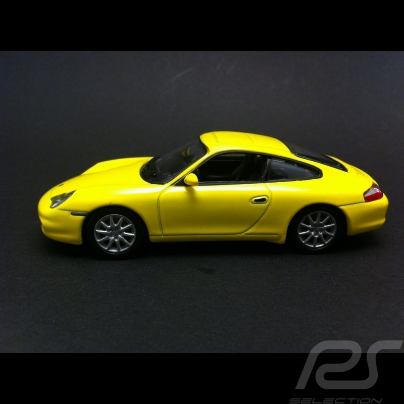 Porsche 996 Carrera 4 Coupé phase II 2001 yellow 1/43 High Speed HF9209S Porsche 996 Carrera 4 Coupé phase II 2001 yellow 1/43 High Speed HF9209S
