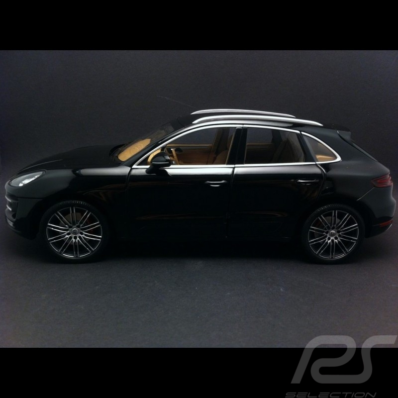 Porsche Macan Turbo 2013 schwarz 1/18 Minichamps 110062502 Porsche Macan Turbo 2013 schwarz 1/18 Minichamps 110062502