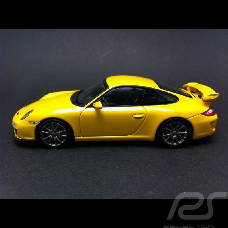 Porsche 911 type 997 GT3 II  jaune 2009 