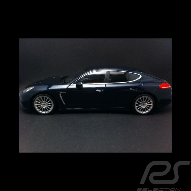 Porsche Panamera Turbo S 2014 bleue 1/18 Minichamps WAP0210120E