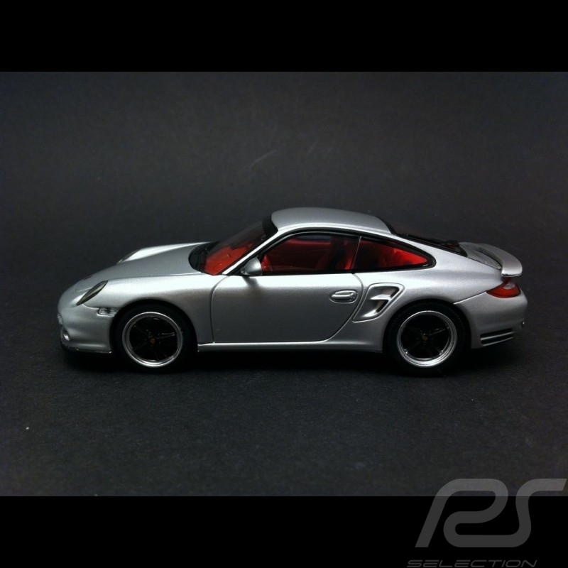 Porsche 997 Turbo phase II 2010 grau 1/43 Minichamps CAP04312006 Porsche 997 Turbo phase II 2010 grau 1/43 Minichamps CAP04312006