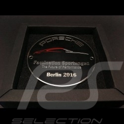 Badge de grille Porsche Faszination Sportwagen Porsche Design MAP04513216 Grille Badge Grillbadge 
