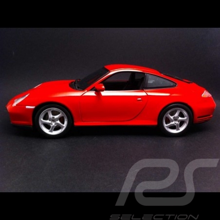 Porsche 996 Carrera 4S rot 1/18 Maisto 31628