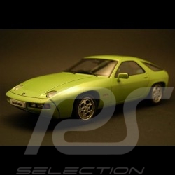Porsche 928 green 1/18 Autoart 77904