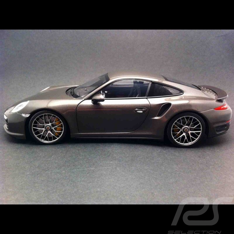 Porsche 991 Turbo S gris 1/18 Minichamps WAP0210300E
