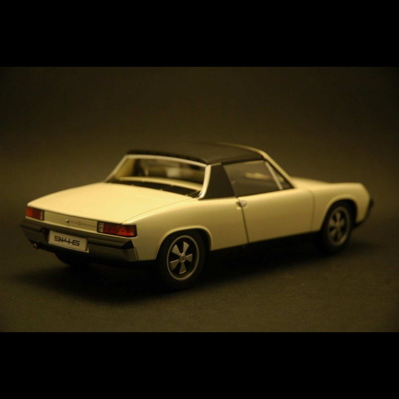 Autoart 1/18 Porsche 914/6 Light Ivory