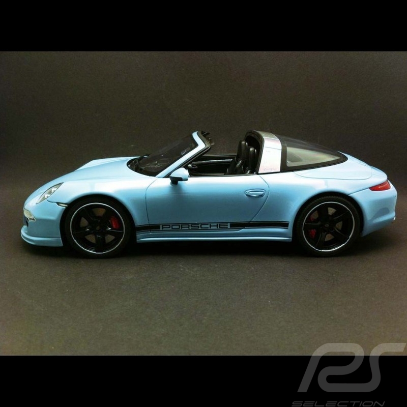 Porsche 991 Targa 4S gulf blue 1/18 Spark WAX02100010