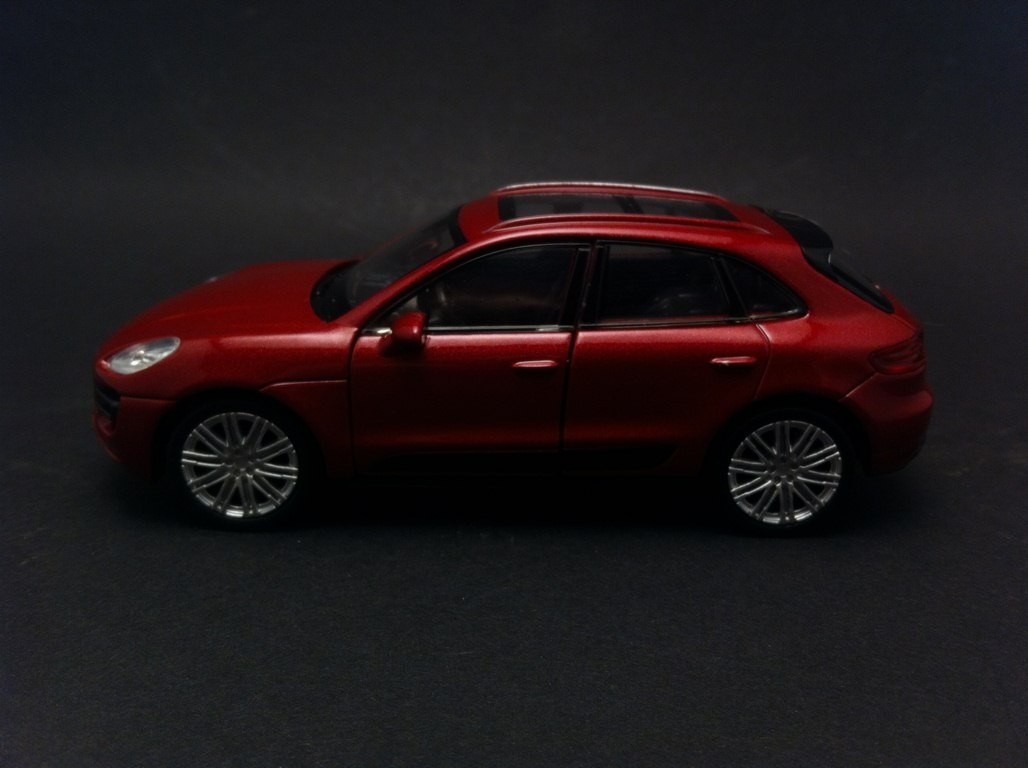 toy porsche macan