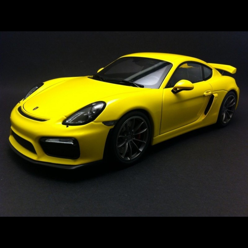 Porsche Cayman GT4 2015 racing yellow﻿ 1/18 Schuco 450040000