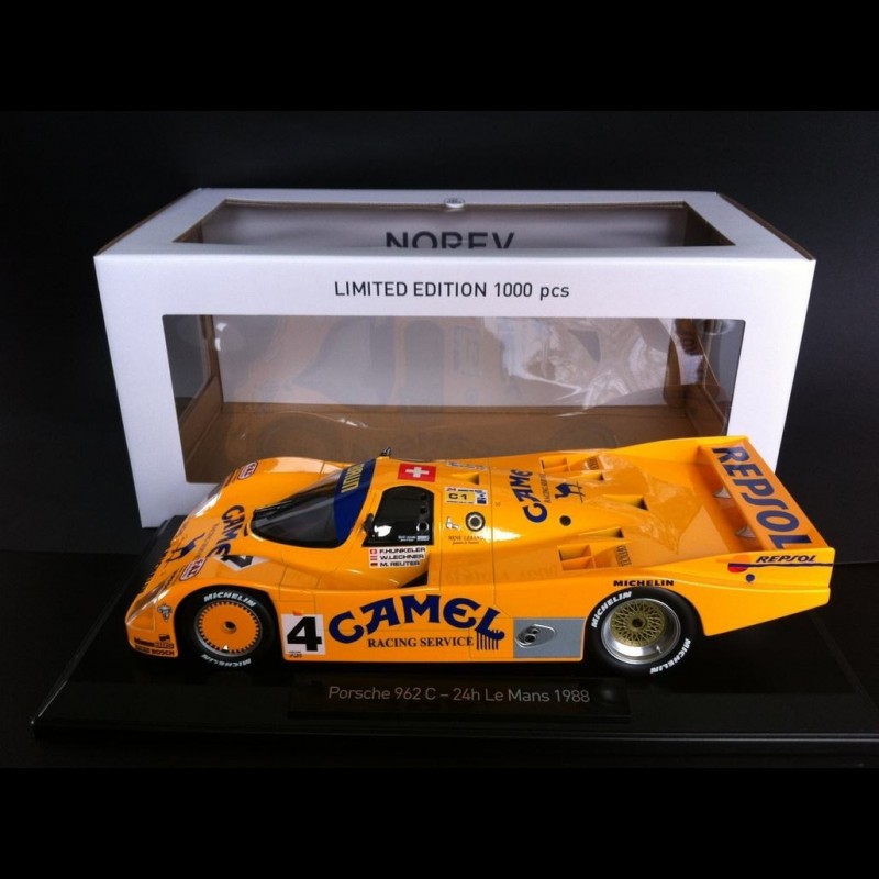 Porsche 962 C le Mans 1988 n° 4 Camel 1/18 NOREV 187403