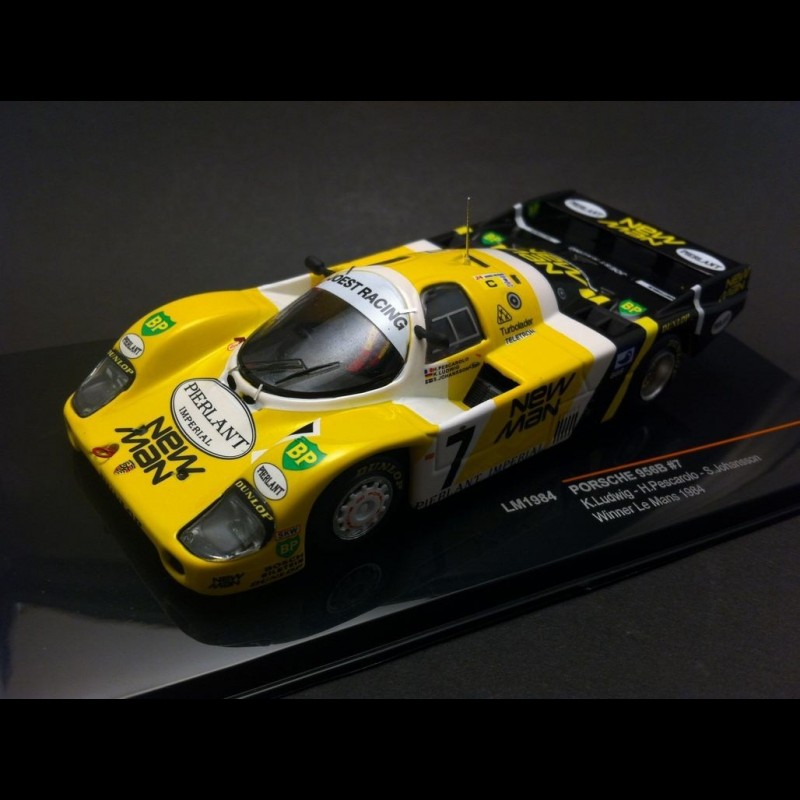 Porsche 956 B winner le Mans 1984 n° 7 New Man 1/43 IXO LM1984