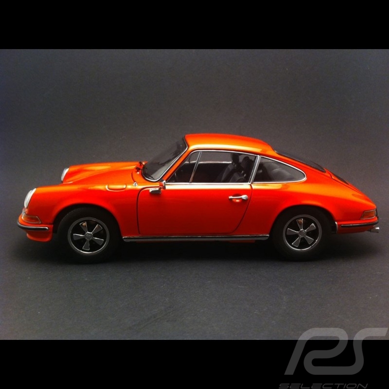 Porsche 911 2.4 S coupé 1973 orange tangerine 1/18 SCHUCO 450035300