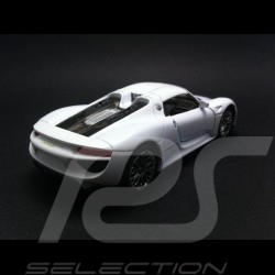 Porsche 918 Spyder white pull  back toy Welly MAP01026016