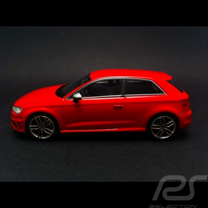 Audi S3 2013 rot 1/43 Minichamps 437013020