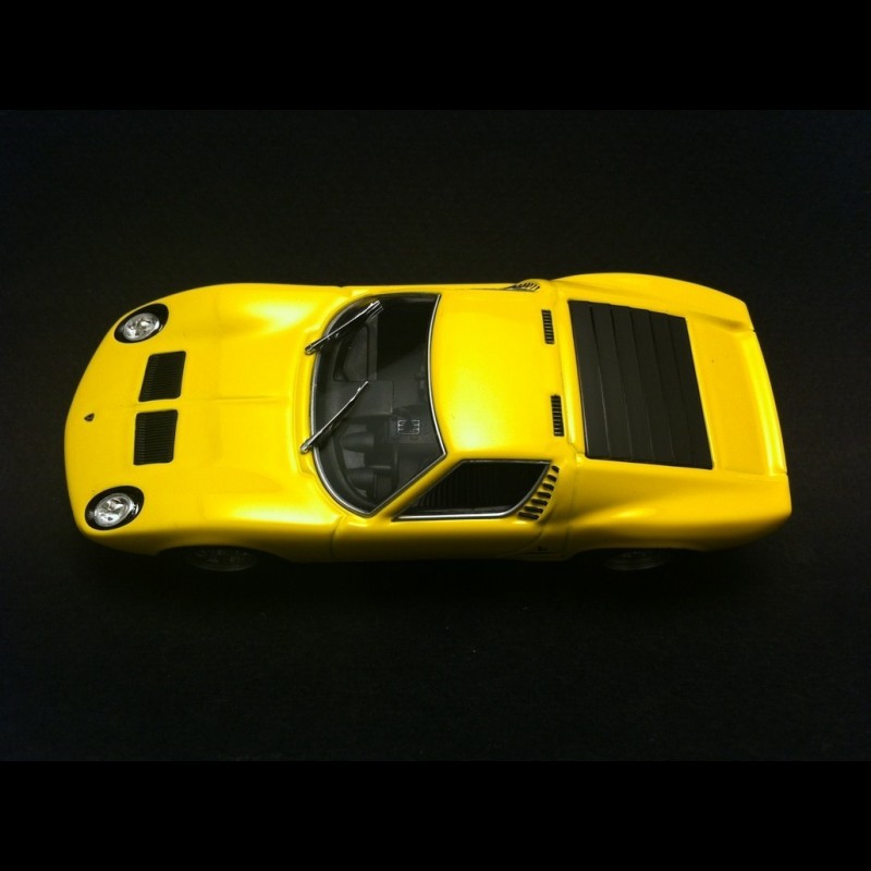 Lamborghini Miura P400 SV 1971 yellow 1/43 Minichamps 436103650