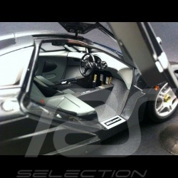 Mc Laren F1 Road car 1990 metallic schwarz 1/18 Minichamps 530133420