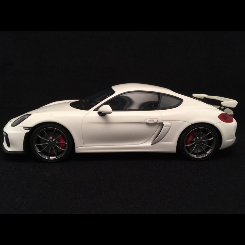 1/18 GTスピリット　ポルシェ　ケイマン　GT4　ホワイト　ミニカー 1/18 GTスピリットポルシェケイマンGT4ホワイトミニカー