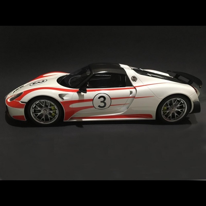 Porsche 918 Spyder ミニカー 赤/白 1/43 限定 110062442 Porsche 918 Spyder Weissach Package Red & White Stripes
