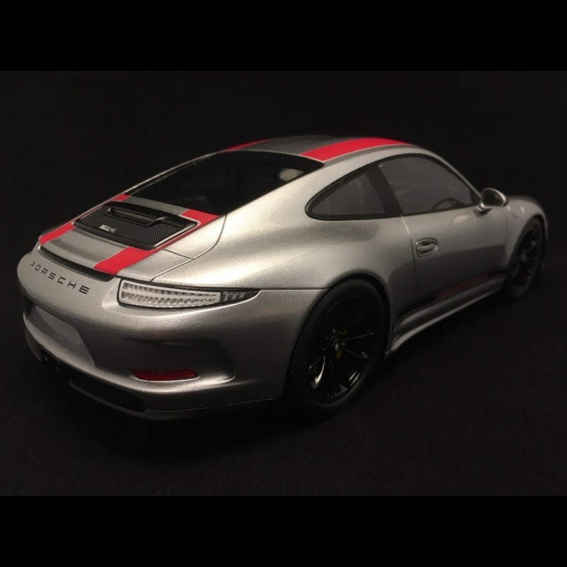 Porsche 911 RSR Type 991 n° 57 24h Le Mans 2020 1/18 Spark 18S561