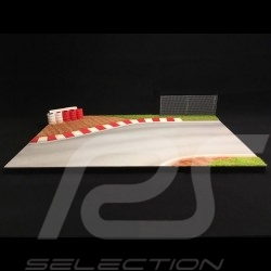 Track decor diorama curve with wire yellow and blue tyres and vibrator 1/43