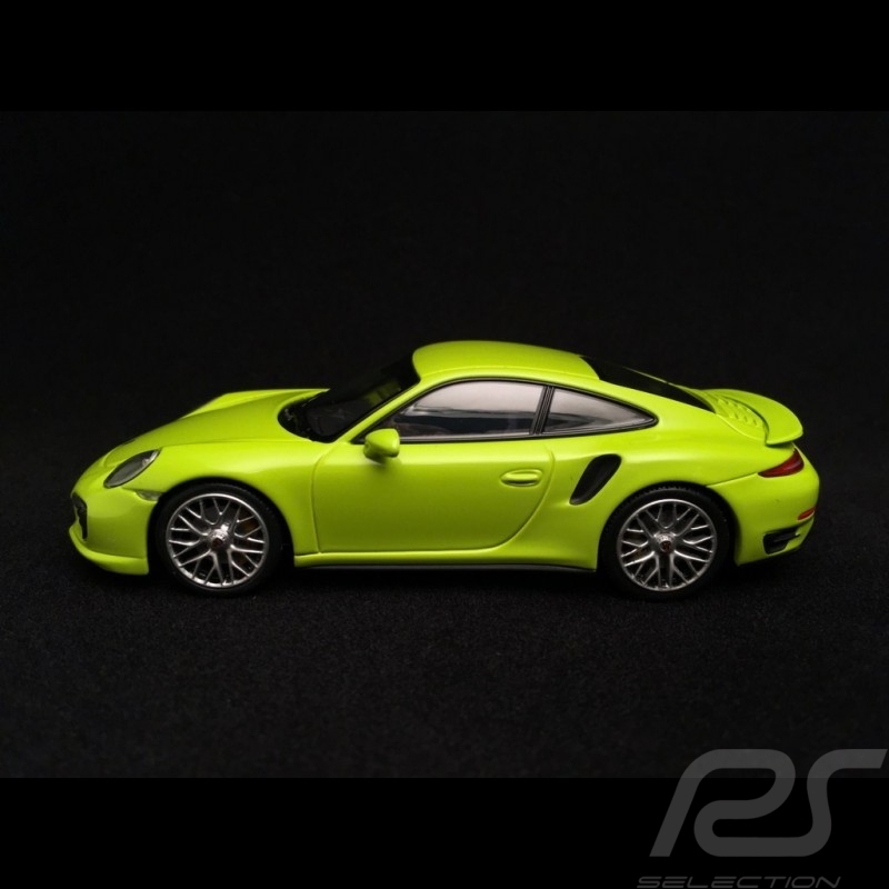 Porsche 911 type 991 Turbo S 2014 lichtgrün 1/43 Minichamps CA04316064
