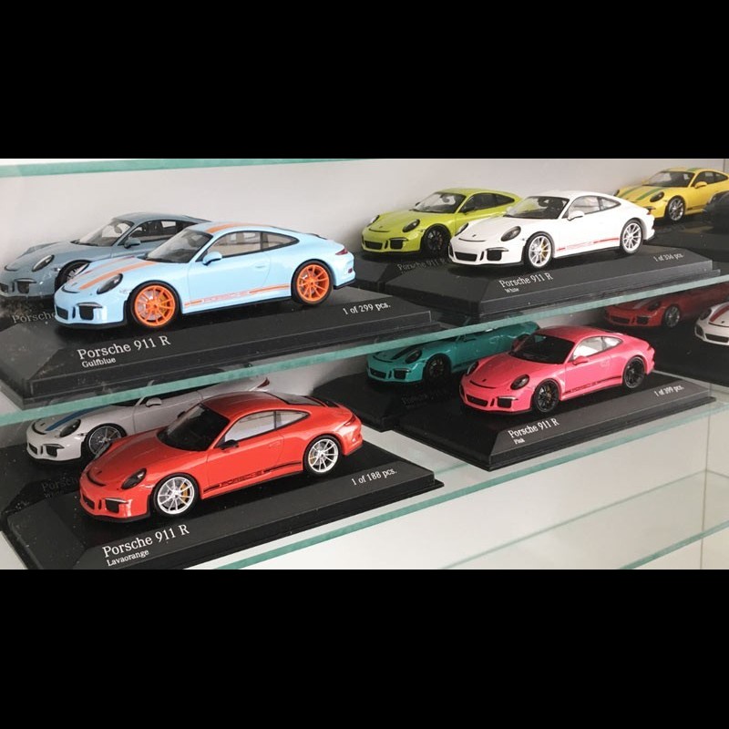 Vitrine murale pour 8 à 50 miniatures Porsche à l'échelle 1/43 1/24 1/18 -  Blanc
