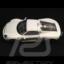 Porsche 918 Spyder 2016 blanche white weiß version fermée closed top 1/18 Welly 18051 WF