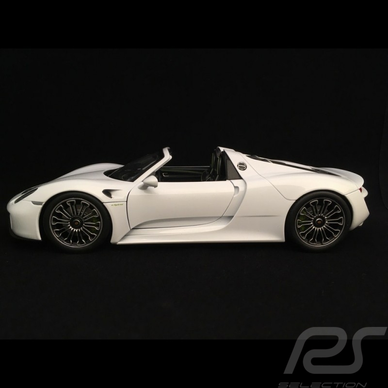 Porsche 918 Spyder 2016 blanche white weiß version ouverte open top 1/18 Welly 18051 WO