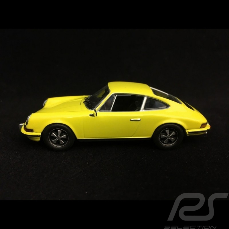Porsche 911 S 2.4 1973 lemon yellow 1/43 Norev 750056