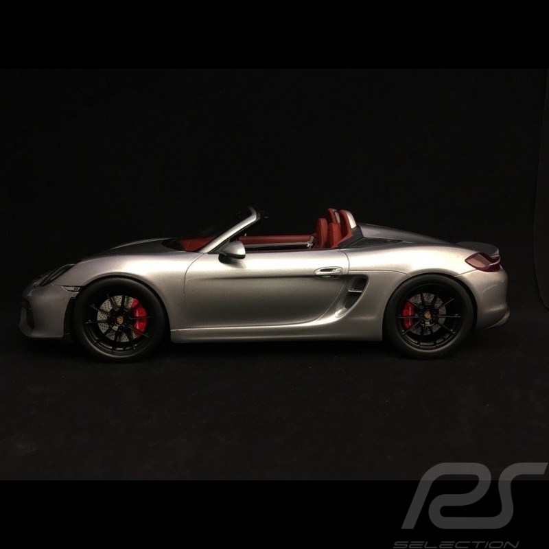 Porsche Boxster Spyder 981 silber 1/18 Spark WAX02100021