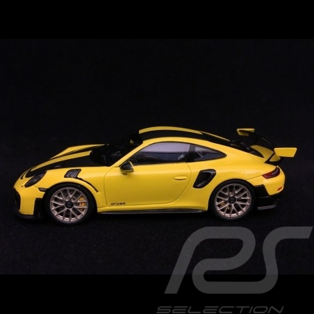 Porsche 911 GT2 RS type 991 Weissach Package jaune / noir 1/43 Spark WAP0201520J yellow / black gelb / schwarz 