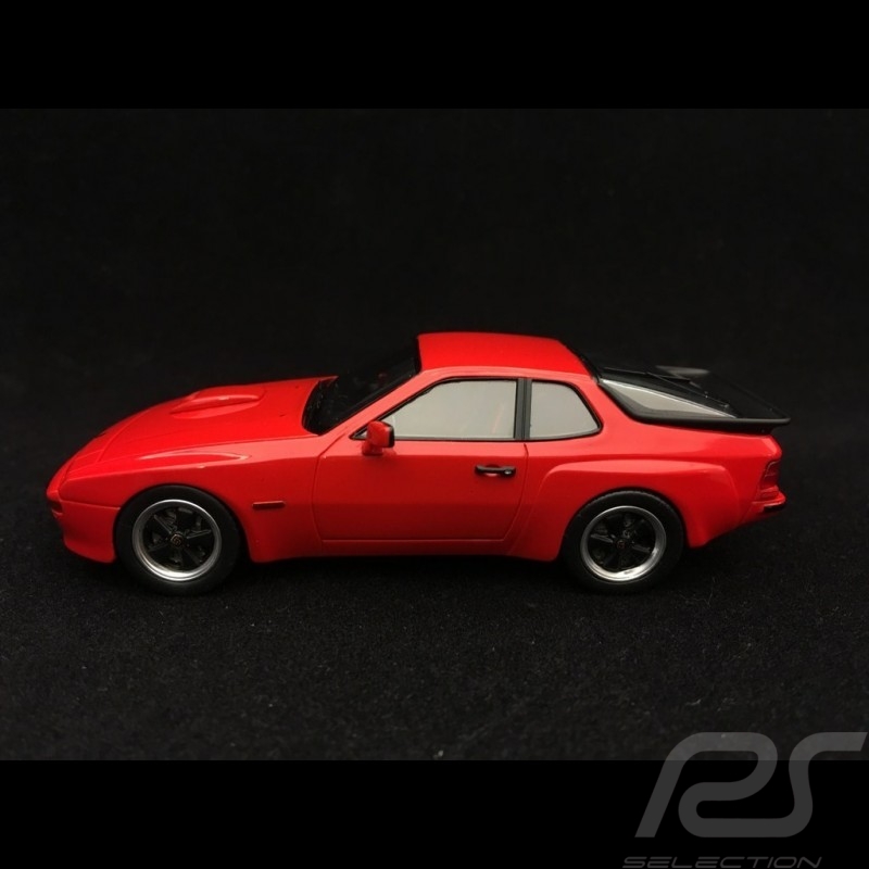 Porsche 924 Carrera GT 1981 rouge indien indian red indischrot 1/43 Schuco 450889600