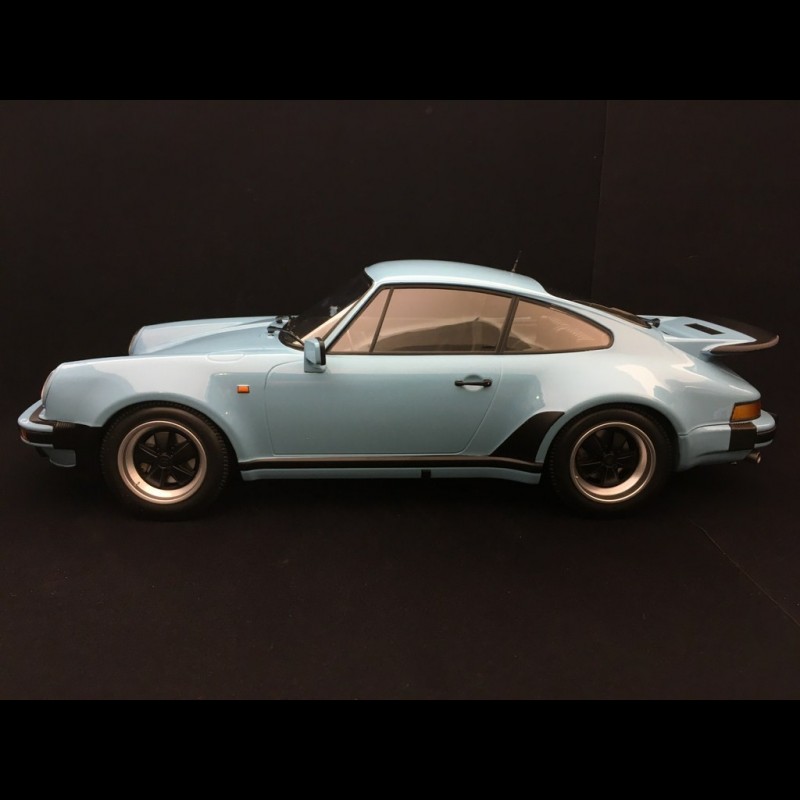 Porsche 911 (930) Turbo 1977 Gulf blue 1/12 Minichamps 125066105