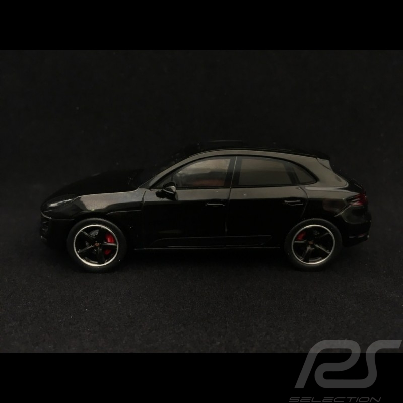 Porsche Macan GTS 2017 Mk II black 1/43 Spark S4975