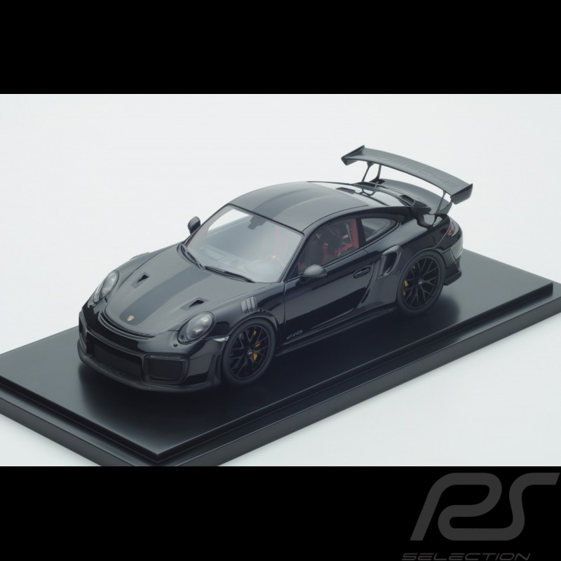 Porsche 911 typ 991 GT2 RS 1/18 Spark WAX02100038