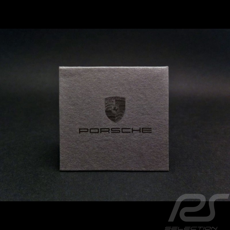 Porsche Pin Cayenne 35x24mm 