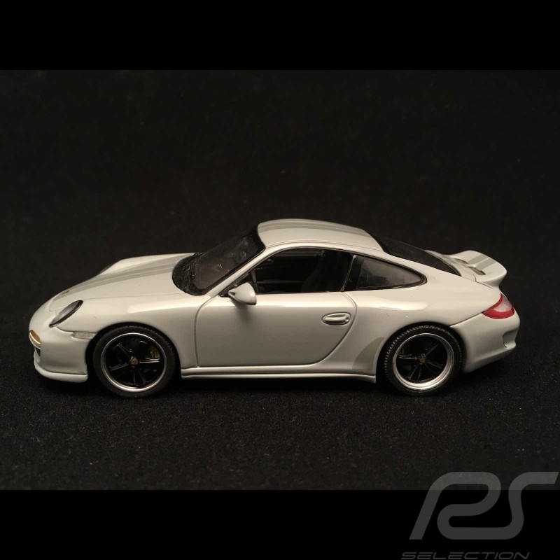 Porsche 911 type 997 Sport Classic grey 1/43 Schuco WAP0200090A