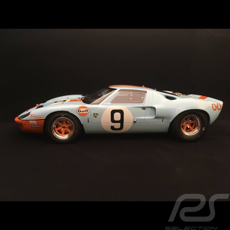 Ford GT40 Gulf n° 9 Sieger Le Mans 1968 1/12 CMR CMR12005
