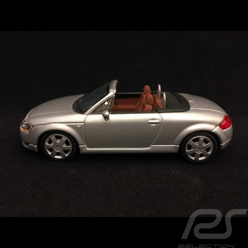 Audi TT roadster 1999 silbergrau 1/43 Minichamps 20000000617