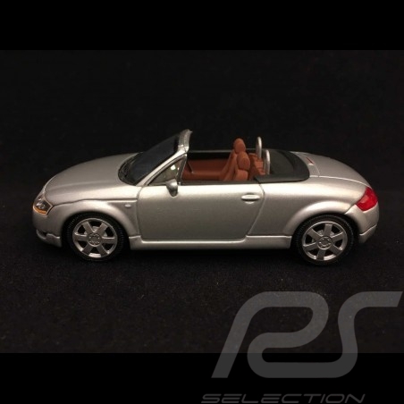 Audi TT roadster 1999 silver grey 1/43 Minichamps 20000000617