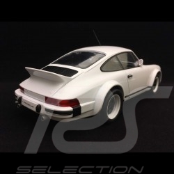 Porsche 911 SC style RS backdating 1982 weiß 1/18 Ixo CMC007