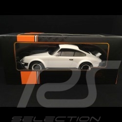 Porsche 911 SC style RS backdating 1982 white 1/18 Ixo CMC007