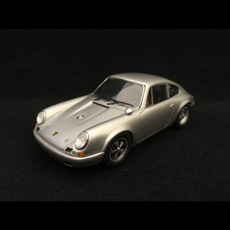 Porsche 911 R 1967 silver grey metallic 1/43 Spark S0911