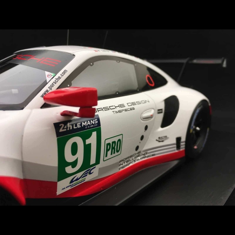 Porsche 911 RSR type 991 24h du Mans 2017 n° 91 Porsche GT Team 1/18 Spark  18S329