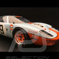 Ford GT40 Gulf n° 9 Sieger Le Mans 1968 1/18 Spark 18LM68