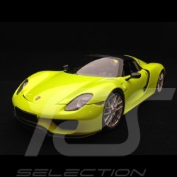 Porsche 918 Spyder Pack Weissach hellgrün / kohlenstoff 1/18 Minichamps 113062444